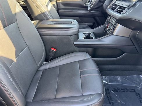 Used 2022 Chevrolet Suburban RST w/ Luxury Package image 6