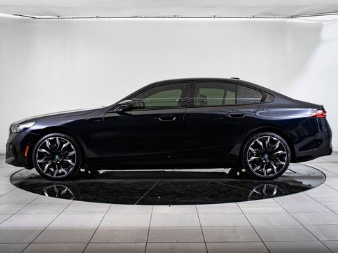 Used 2024 BMW i5 M60 w/ Premium Package image 12