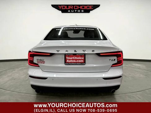 Used 2020 Volvo S60 T6 Momentum AWD/4WD image 4