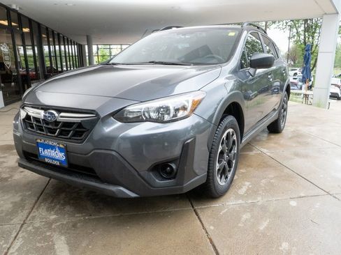 Used 2022 Subaru Crosstrek 2.0i AWD/4WD image 3