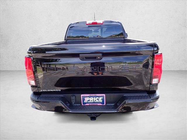 Used 2026 Chevrolet Colorado Trail Boss AWD/4WD image 3