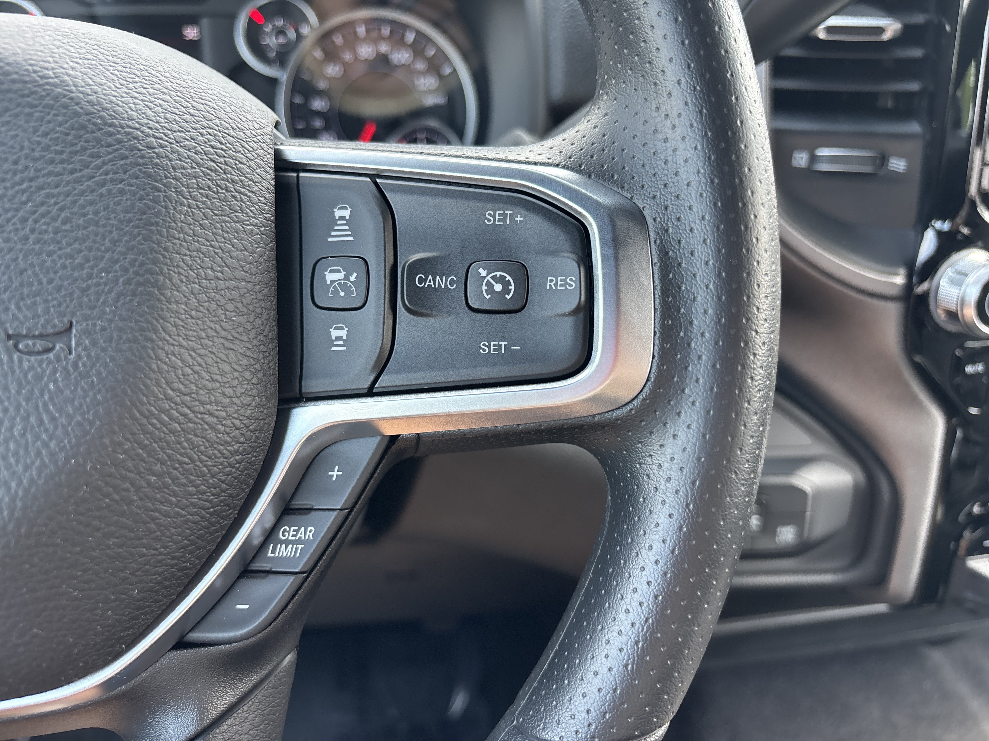 New 2026 RAM 2500 Tradesman AWD/4WD image 28