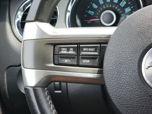 Used 2014 Ford Mustang Convertible RWD image 26