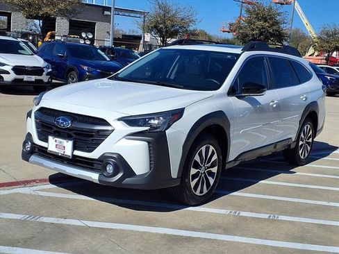 Certified 2025 Subaru Outback Limited image 3