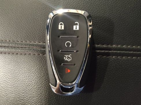 Used 2024 Chevrolet Malibu LT image 32