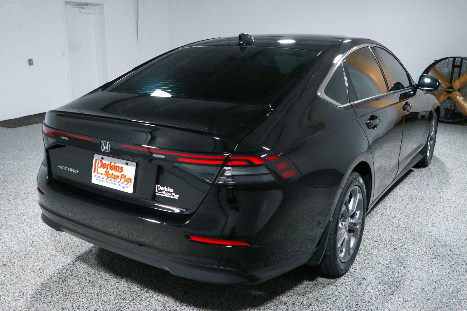 Used 2024 Honda Accord EX image 7