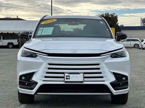 Used 2026 Lexus TX 500h AWD w/ Technology Package image 9