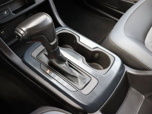 Used 2016 Chevrolet Colorado Z71 image 8