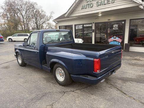 Used 1993 Ford F150 XL image 2