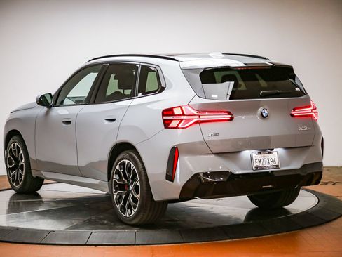 Used 2026 BMW X3 xDrive30i w/ Premium Package AWD/4WD image 2