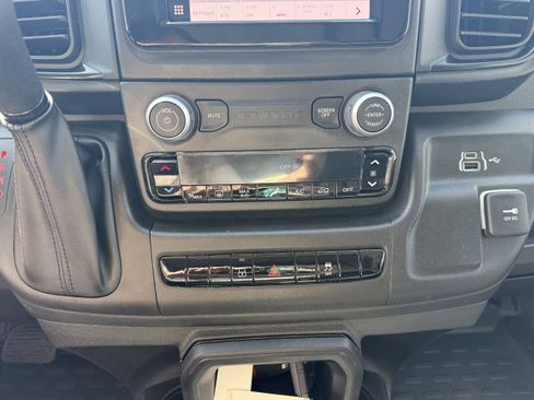 New 2026 RAM ProMaster 3500 w/ Convenience Group FWD image 13