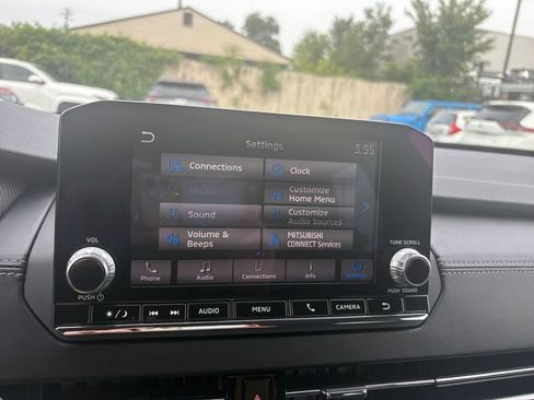 Used 2022 Mitsubishi Outlander ES AWD/4WD image 19