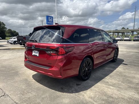 New 2026 Honda Odyssey Sport-L image 4