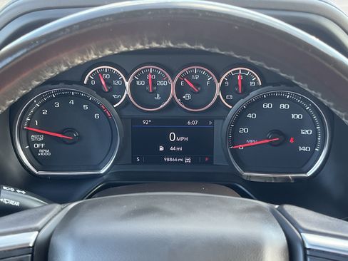 Used 2021 Chevrolet Suburban LS AWD/4WD image 20