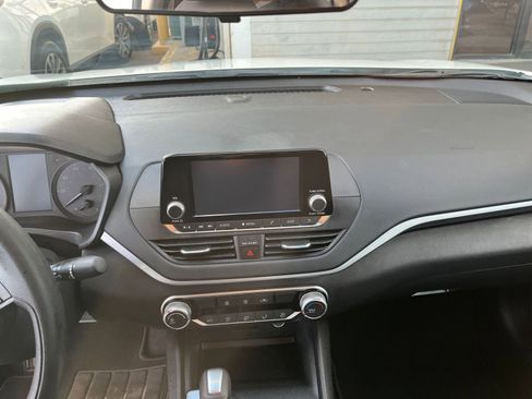 Used 2023 Nissan Altima 2.5 S image 18