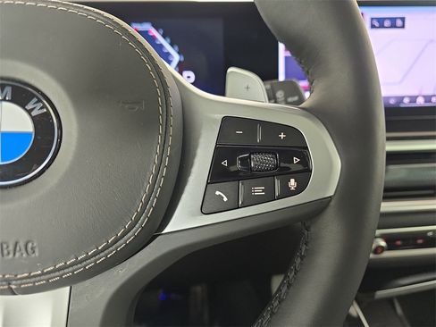 Certified 2025 BMW X5 xDrive40i w/ M Sport Package image 18