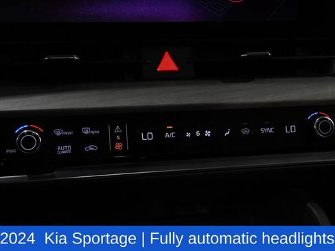 Used 2024 Kia Sportage X-Pro Prestige AWD/4WD image 21