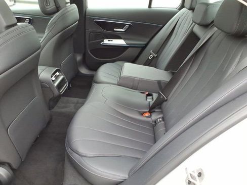 New 2026 Mercedes-Benz E 350 Sedan image 18
