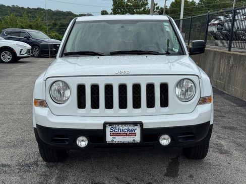 Used 2016 Jeep Patriot Sport FWD image 9