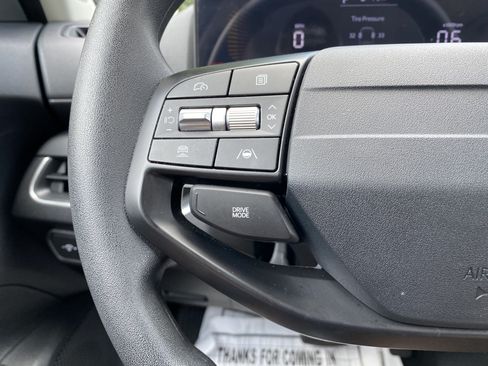 Used 2025 Kia K4 FWD image 18