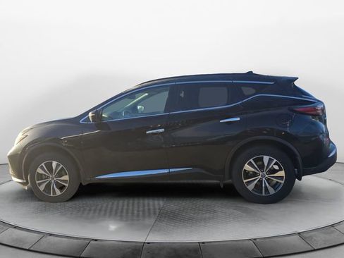 Used 2019 Nissan Murano SV w/ Premium Package image 2