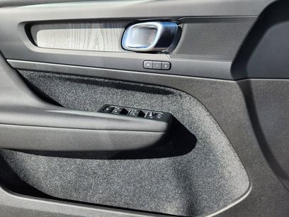 New 2026 Volvo XC40 B5 Plus w/ Protection Package Premier