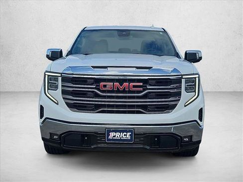 Certified 2025 GMC Sierra 1500 SLT RWD image 2