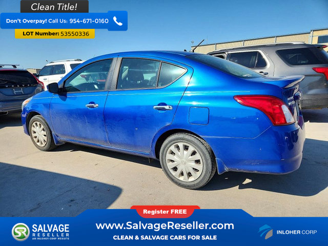 Used 2016 Nissan Versa SV FWD image 3