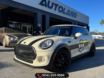 Used 2019 MINI Cooper 2-Door Hardtop w/ Signature Upholstery Package