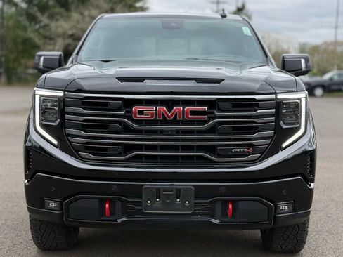 Used 2025 GMC Sierra 1500 AT4 w/ AT4 Premium Package image 8