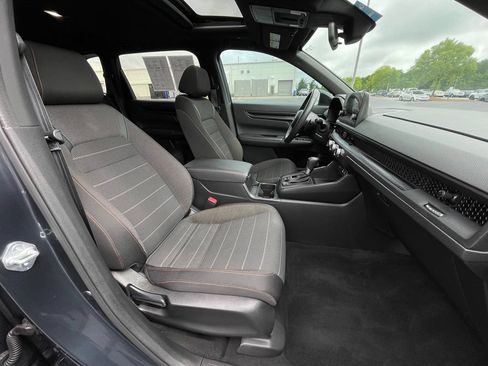 Used 2023 Honda CR-V Sport image 32