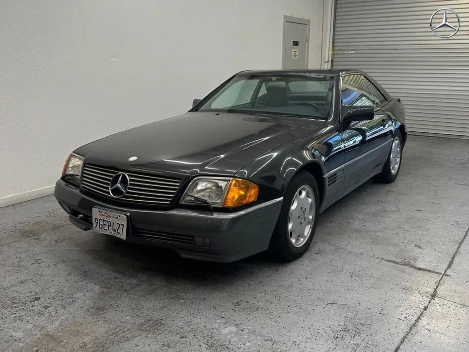 Used 1993 Mercedes-Benz 300 SL image 3