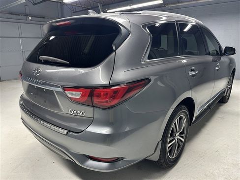 Used 2017 INFINITI QX60 AWD w/ Premium Package image 12