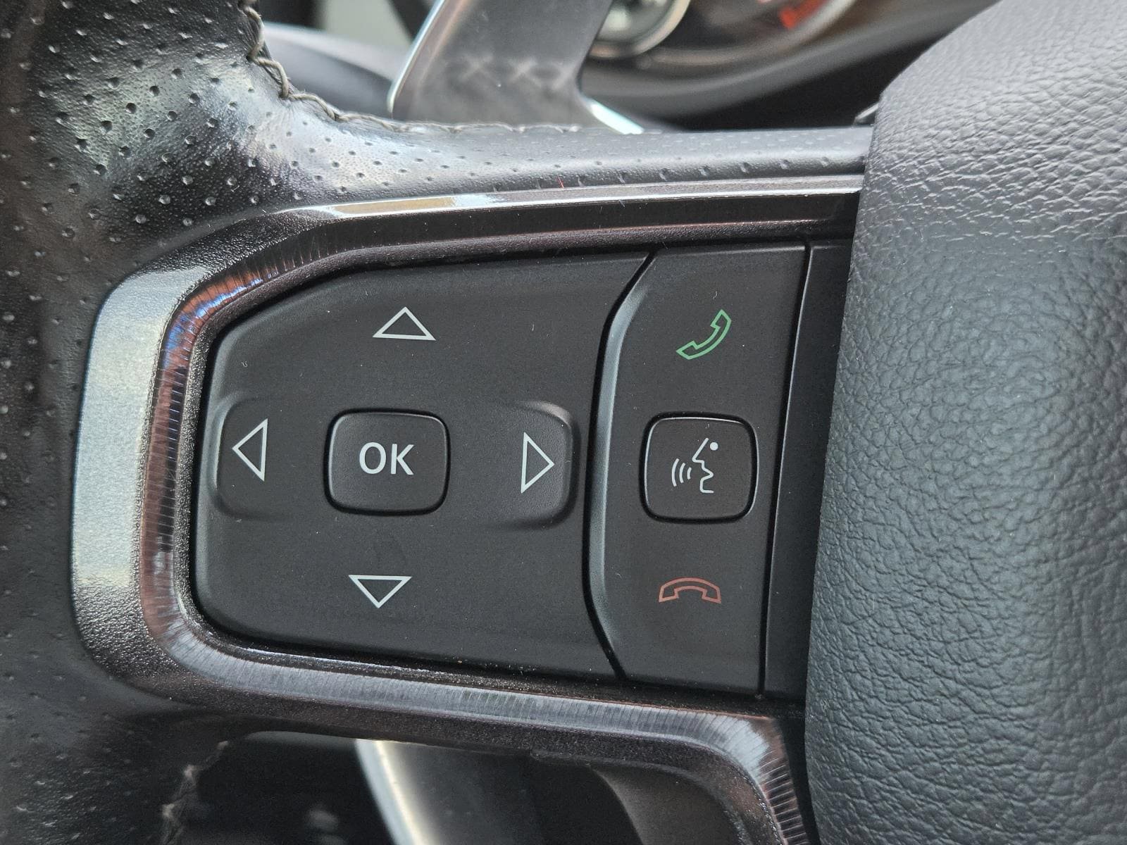 Used 2022 RAM 1500 TRX w/ TRX Level 2 Equipment Group AWD/4WD image 22