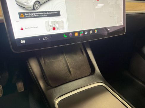 Used 2021 Tesla Model Y Long Range AWD/4WD image 79