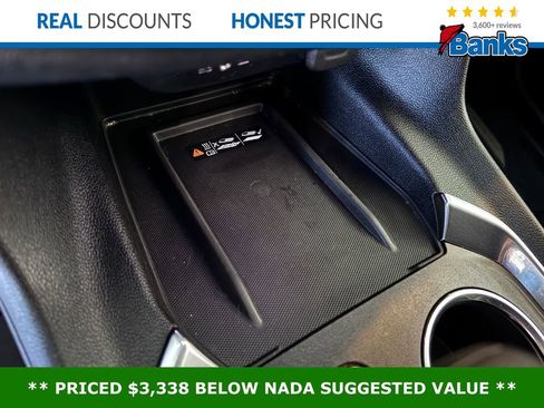 Certified 2023 Chevrolet Traverse LT w/ LPO, Floor Liner Package image 20