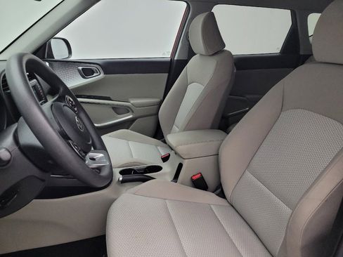 Used 2021 Kia Soul LX FWD image 17