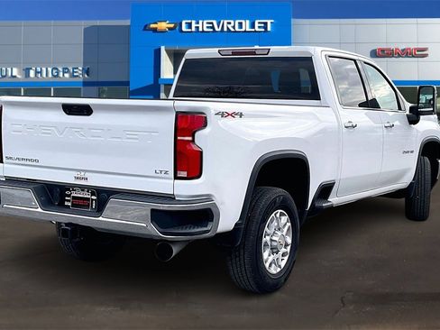 Used 2024 Chevrolet Silverado 2500 LTZ image 6