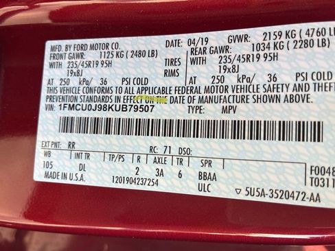 Used 2019 Ford Escape Titanium image 36