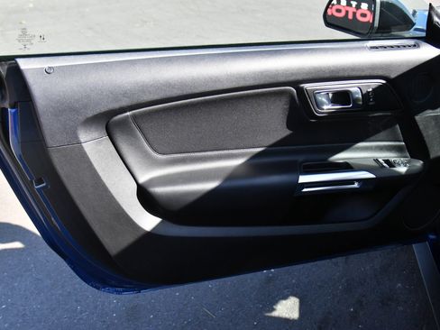 Used 2022 Ford Mustang GT w/ Equipment Group 301A image 13