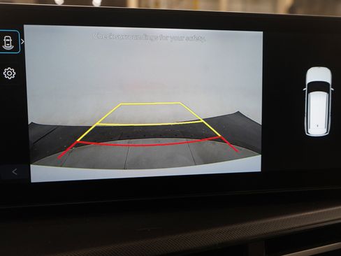 Used 2025 Hyundai Santa Fe SEL image 31