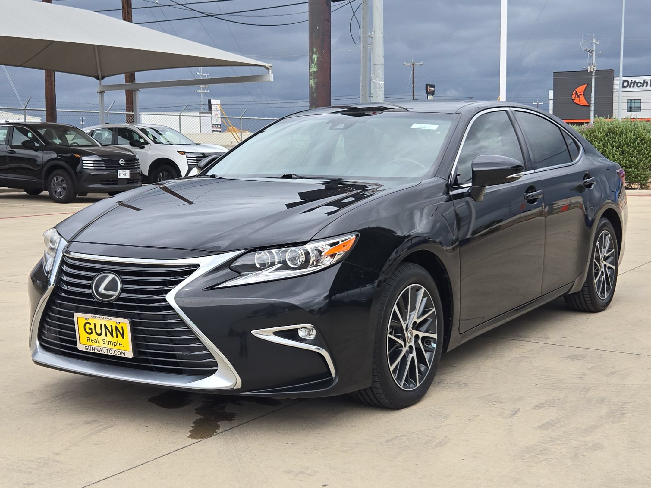 Used 2018 Lexus ES 350 w/ Luxury Package w/Wood Trim FWD image 7