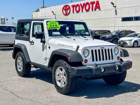 Used 2012 Jeep Wrangler Rubicon w/ PWR Convenience Group AWD/4WD image 3