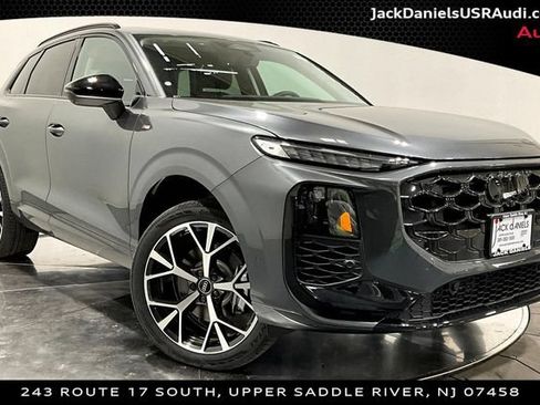 New 2026 Audi Q3 quattro 2.0T AWD/4WD image 2