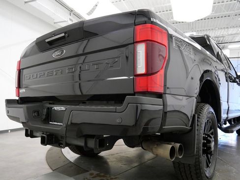 Used 2022 Ford F250 Lariat w/ Black Appearance Package AWD/4WD image 42
