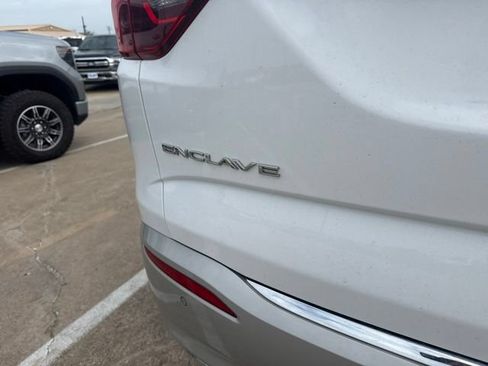 Used 2024 Buick Enclave Premium FWD image 7