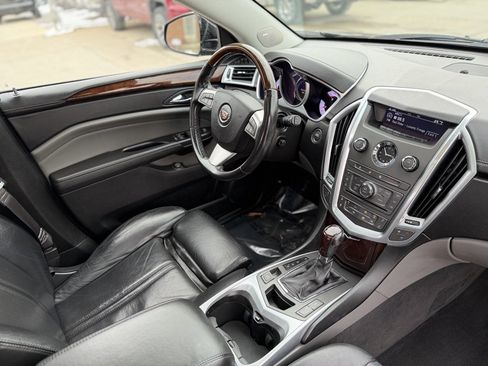 Used 2011 Cadillac SRX Luxury image 10