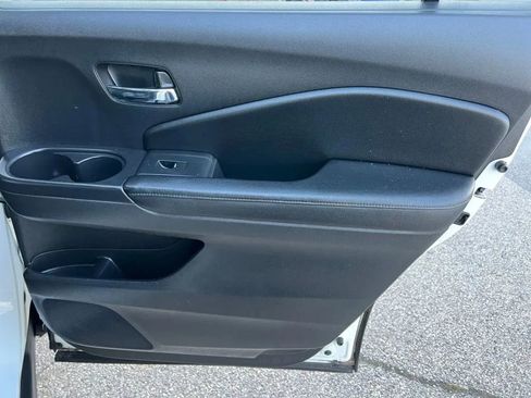 Used 2017 Honda Pilot EX-L image 19