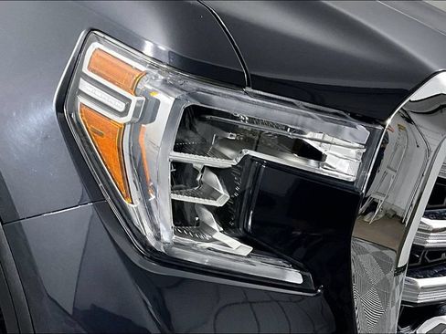 Used 2020 GMC Sierra 1500 SLE w/ SLE Value Package RWD image 29
