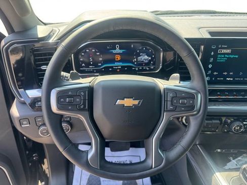 Used 2025 Chevrolet Silverado 1500 LTZ w/ LTZ Premium Package AWD/4WD image 13